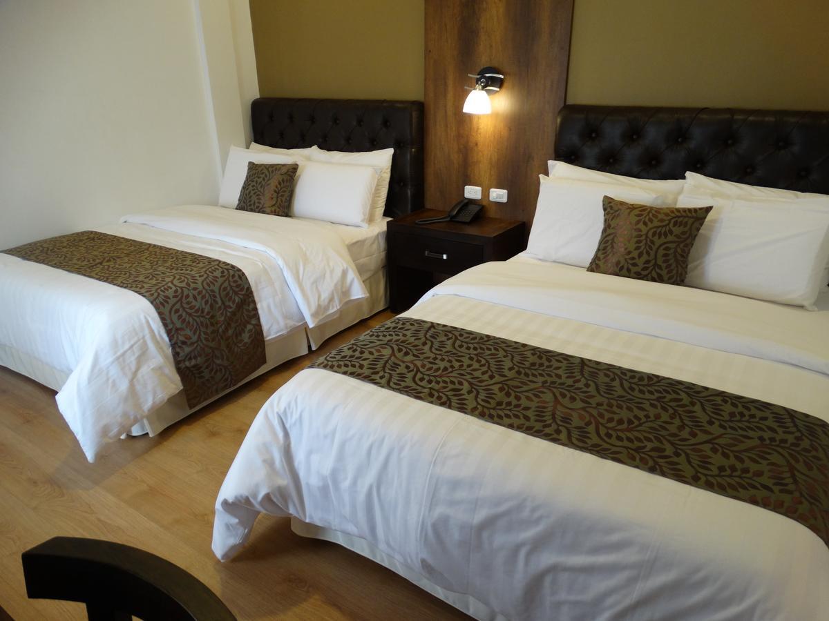 Siena Hotel Cuenca Esterno foto
